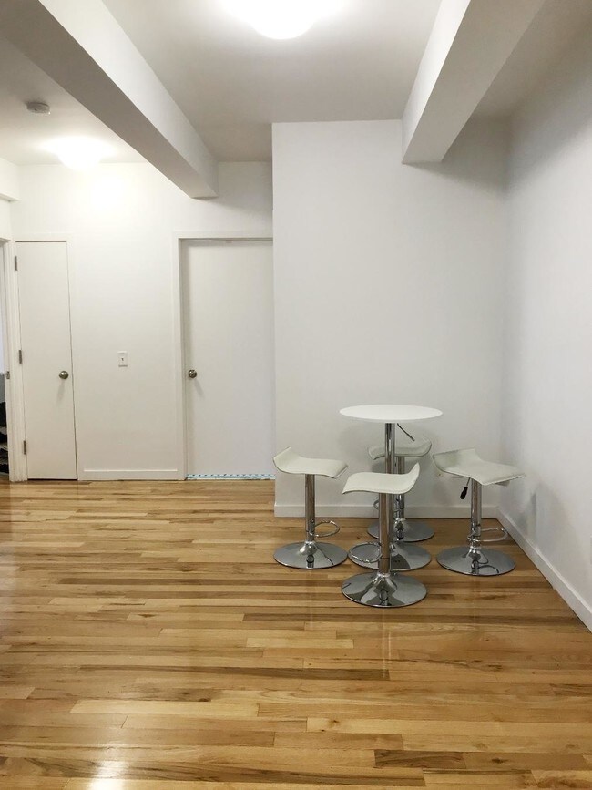 Foto del edificio - 60 W 14th St