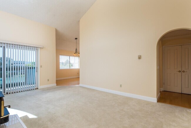 Building Photo - 56 Cape Hatteras Ct