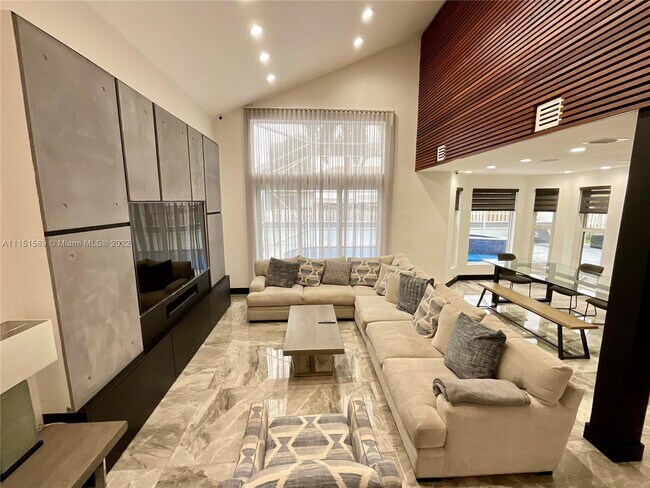 Foto del edificio - 5321 SW 32nd St