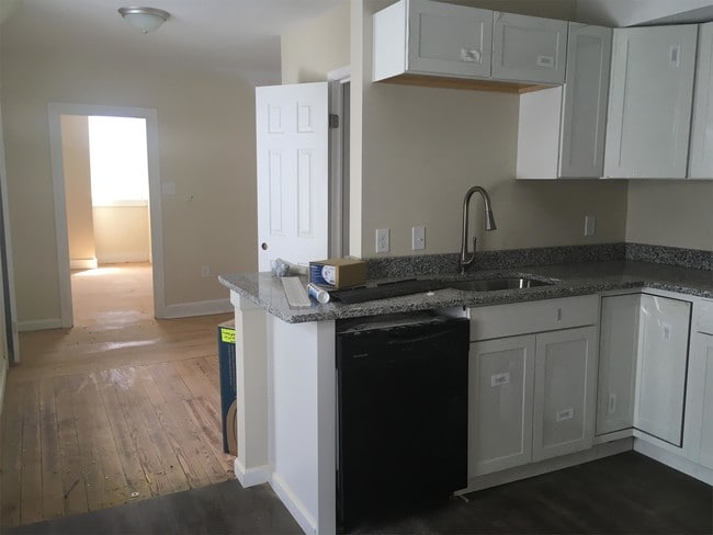 30 E Franklin St Unit 3 Hagerstown Md 21740 Apartment For Primary Photo 30 E Franklin St