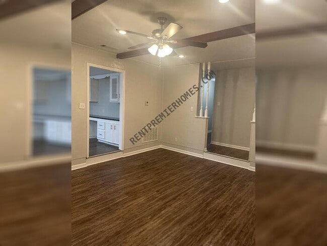 Foto del edificio - 12001 Lemoncrest Ln