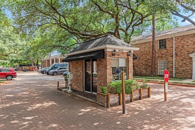 Foto del edificio - 4040 San Felipe St