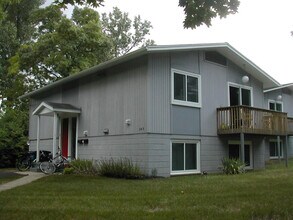 Building Photo - 249 Brookridge Ct