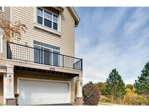 Building Photo - 11824 Emery Village Dr N