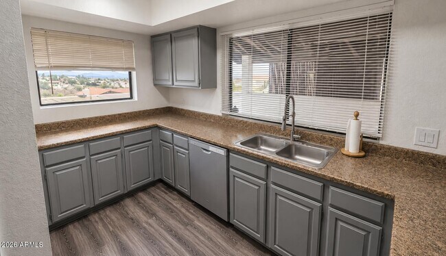 Building Photo - 15849 E Palomino Blvd