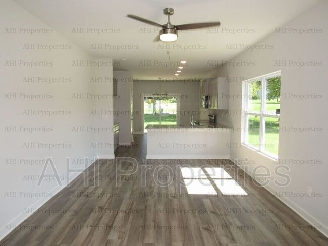 Building Photo - 7253 Owen Park Cir