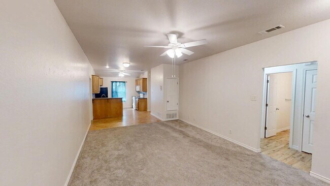 Foto del edificio - "Spacious Comfort Awaits: 3-Bedroom, 2-Bathroom Duplex Gem in Gatesville, TX!"