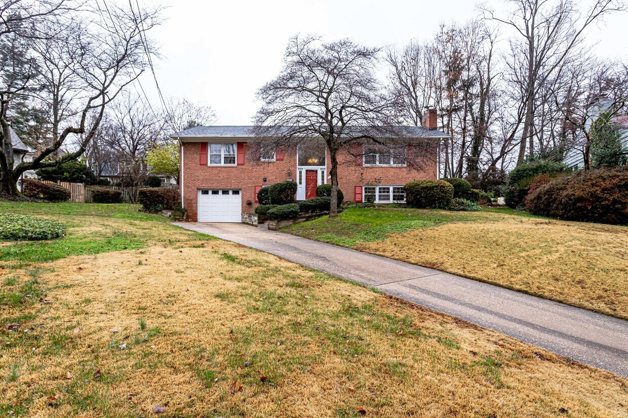 4125 25th Pl N, Arlington, VA 22207 House Rental in Arlington, VA