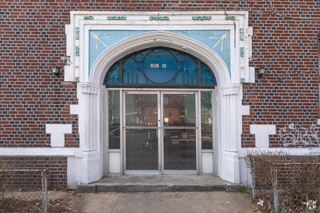 Building Photo - 10166 125th St