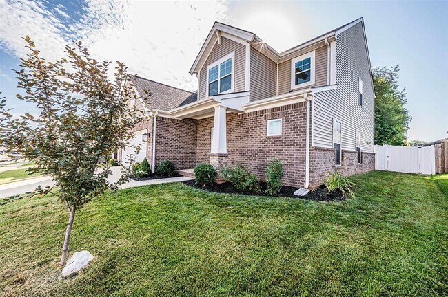 Foto del edificio - 785 Lily St