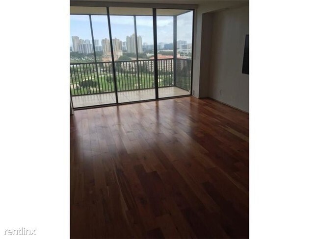 Building Photo - 20379 W Country Club Dr