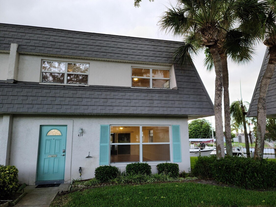 439 Dove Ln Unit 99, Satellite Beach, FL 32937 Condo for Rent in