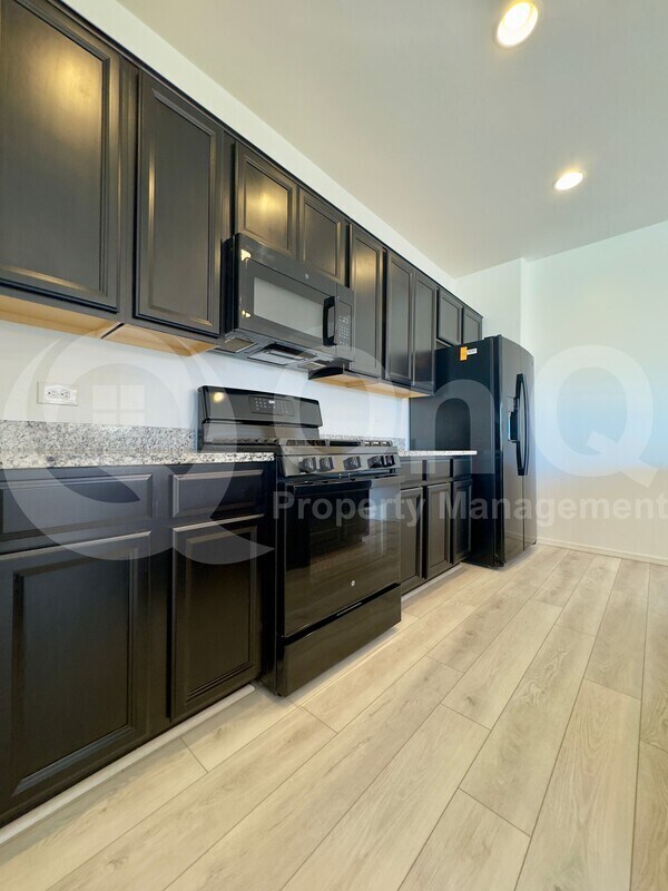 Foto del edificio - 11941 Ryscott Cir