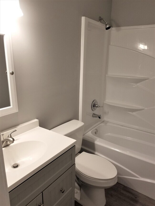 Building Photo - 508 Pecan Dr