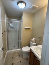 Building Photo - 6663 N Ofelia Dr