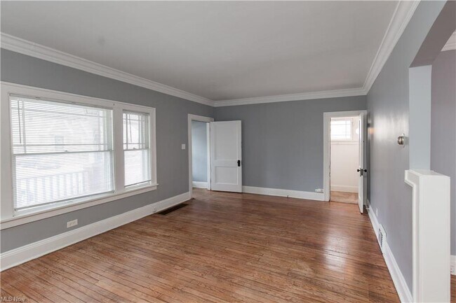 Foto del edificio - 2167 Olive Ave