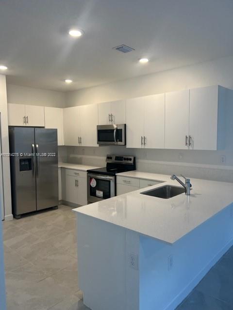 Foto del edificio - 2651 SE 11th St