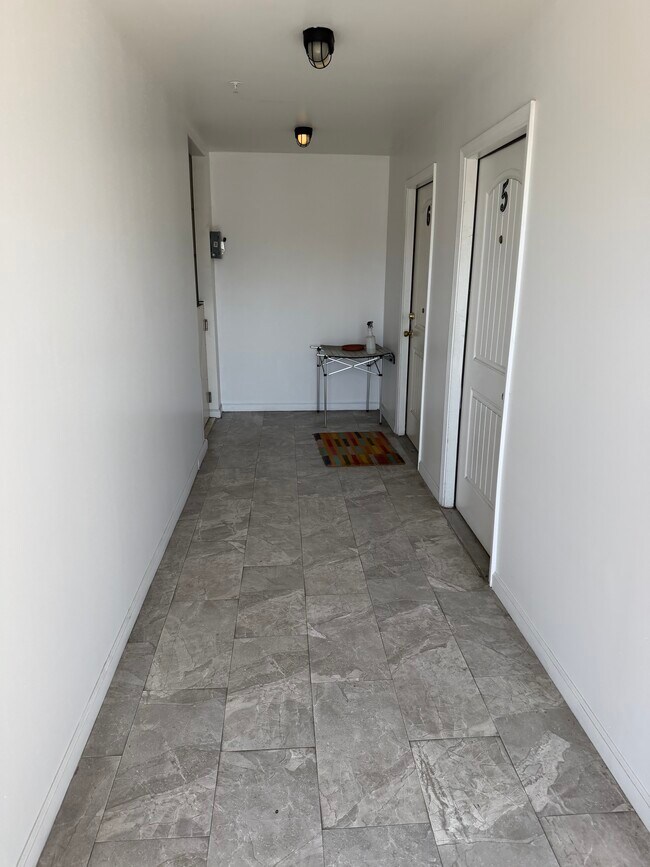 Foto del edificio - 3317 Bagley Ave