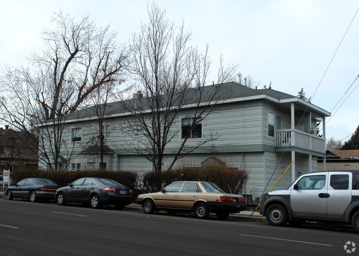 Building Photo - North Boise 8 Plex