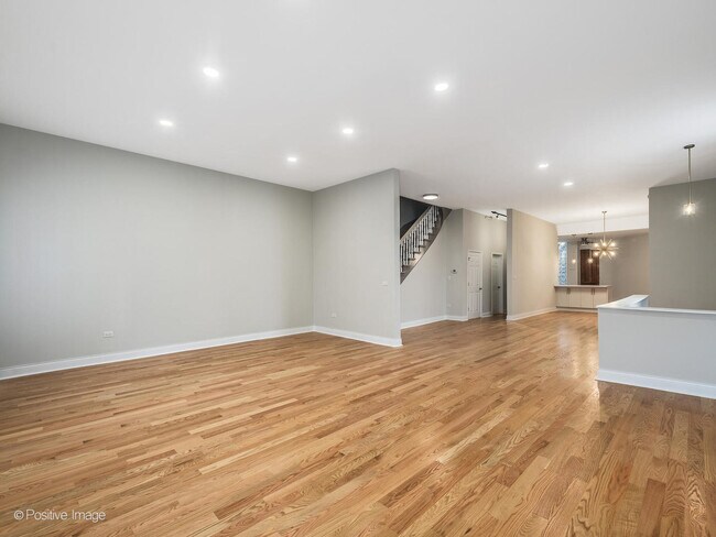 Foto del edificio - 2013 W North Ave