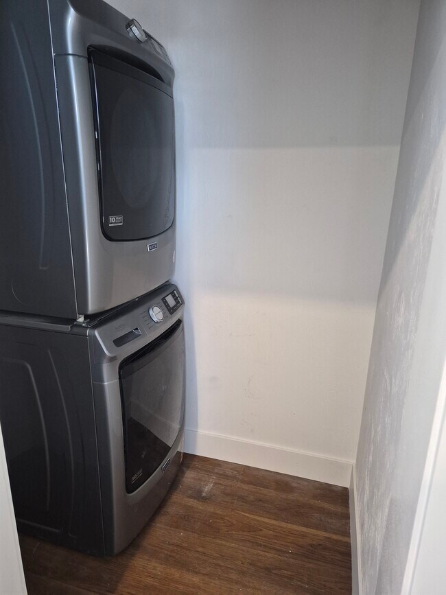 Lavadero - 13 Birch Meadow Rd