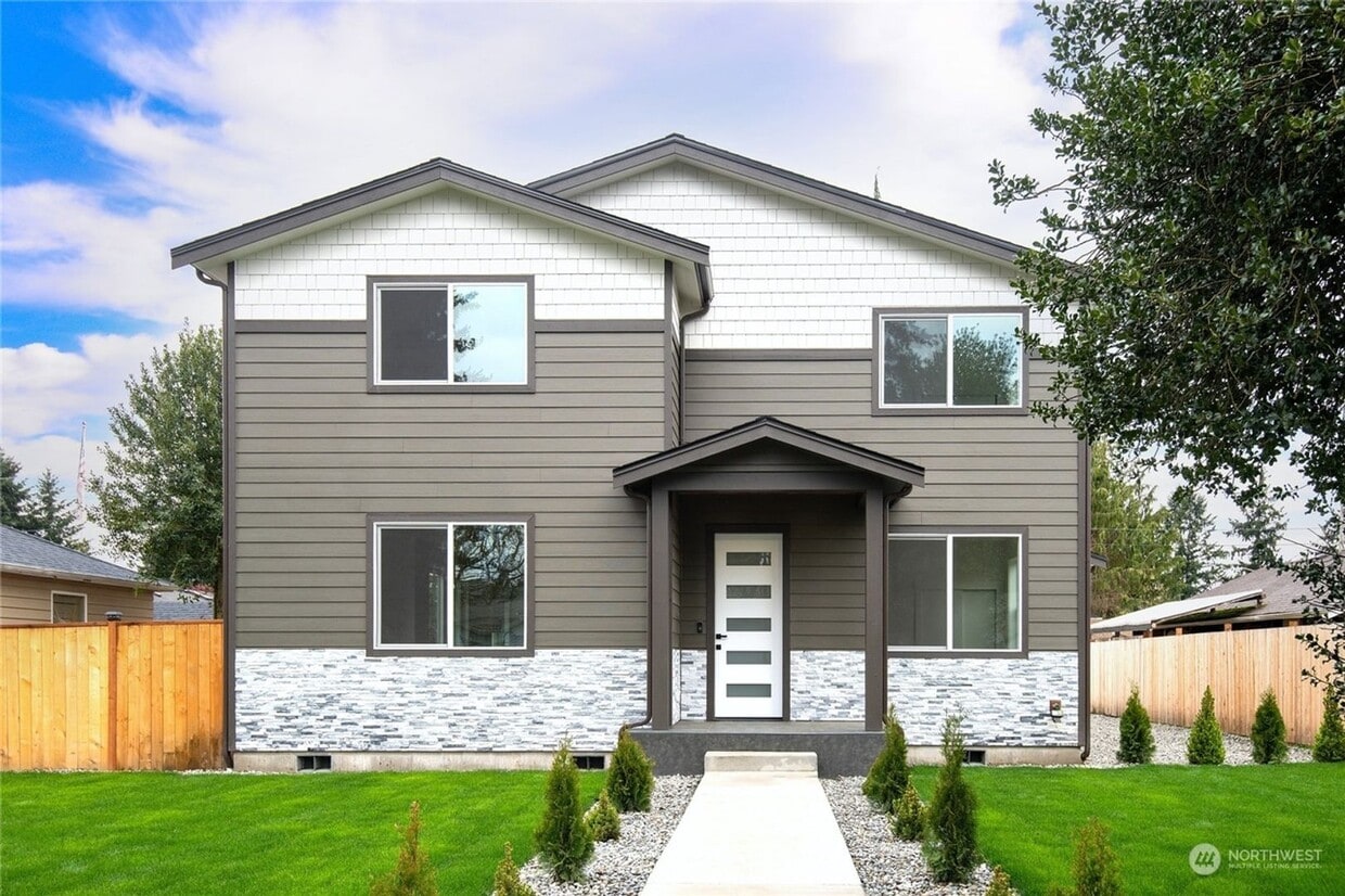 Foto principal - Welcome to your Brand New Dream Craftsman Home