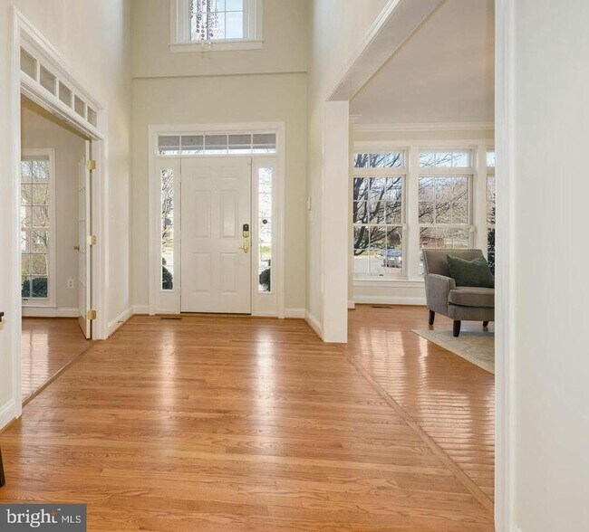 Building Photo - 2393 Watters Glen Ct