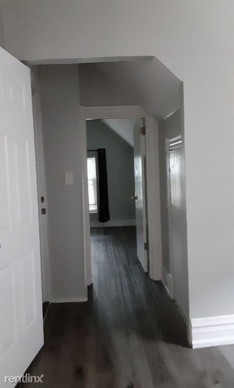Building Photo - 4888 W Armitage Ave