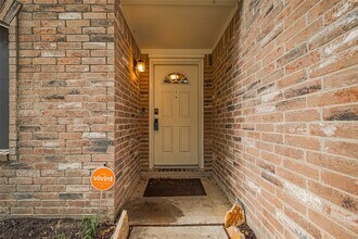 Building Photo - 19410 Rum River Ct