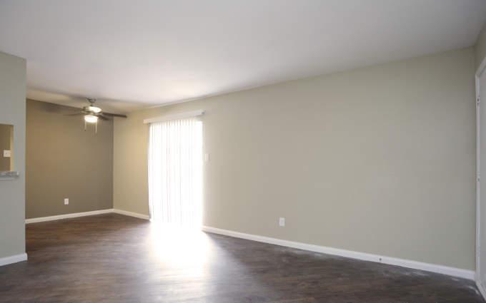 Foto principal - 1 bedroom in Houston TX 77049