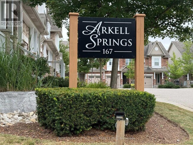 Photo du bâtiment - 167-167 Arkell Rd