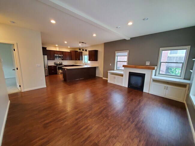 Foto del edificio - 310 NE Maple St