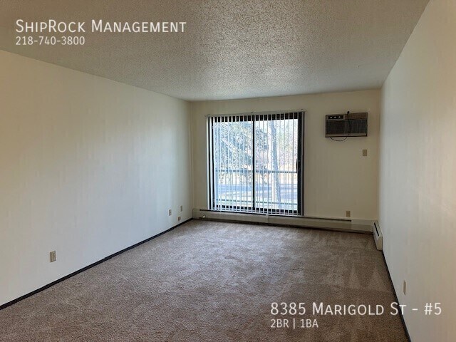 Foto del edificio - 8385 Marigold St