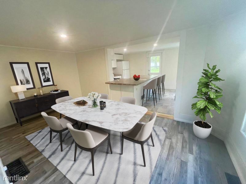 Foto principal - 3 br, 1 bath Townhome - 138 Ontario St