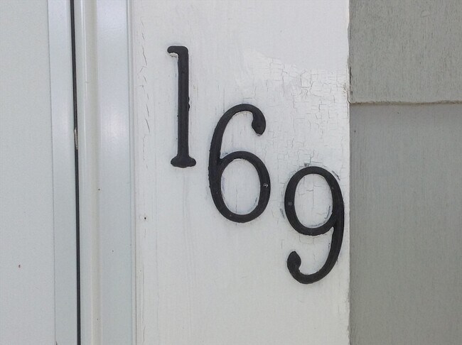 Foto del edificio - 169 Seaview Ave