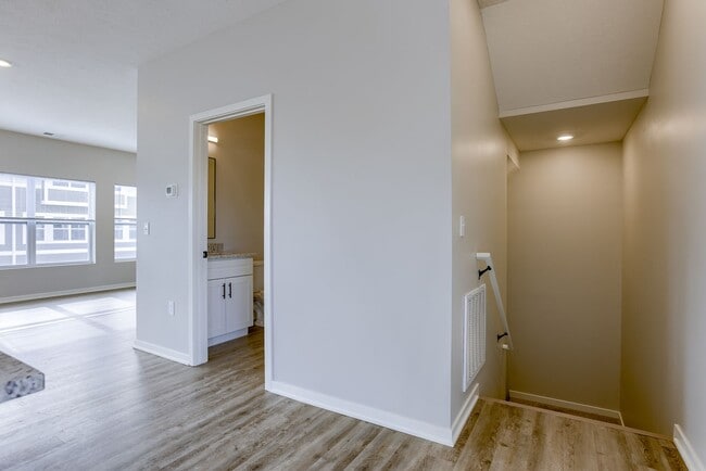 Building Photo - 20874 T Ct