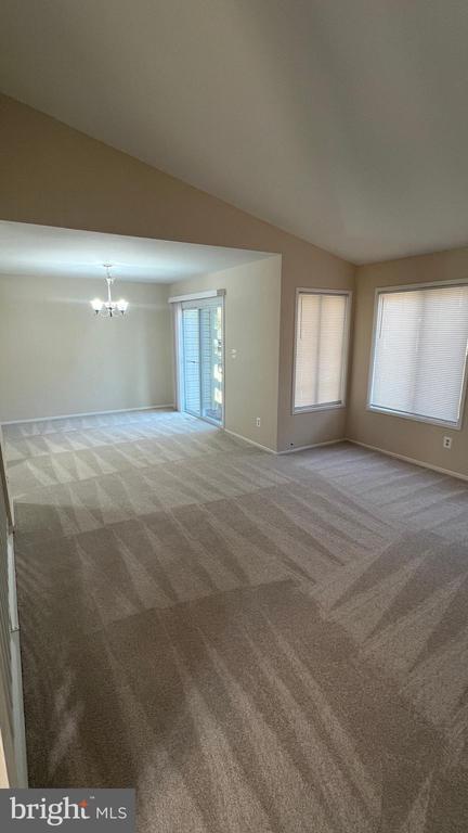 Foto del edificio - 9324 Grazing Terrace