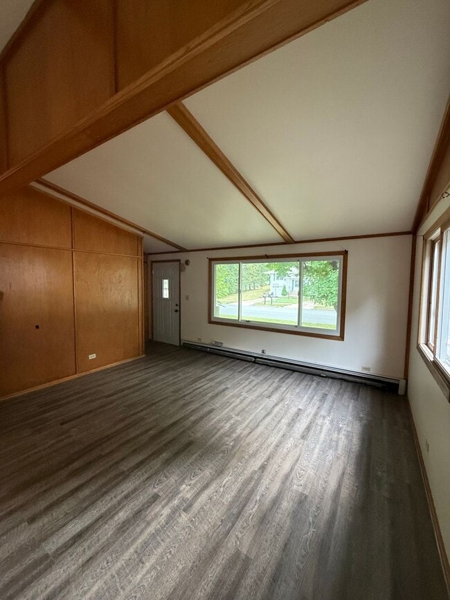 Building Photo - 2514-2516 Skeels Ave