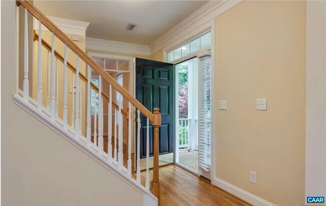 Building Photo - 307 Monacan Dr E
