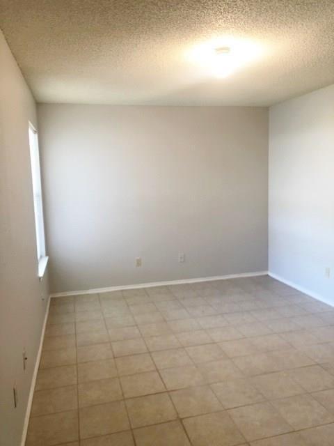 Building Photo - 607 Luther Dr