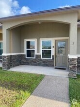Building Photo - 1818 Rodd Field Rd