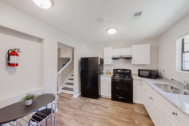 Building Photo - 3580 Morning Creek Dr