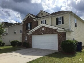 Building Photo - 3104 Olustee Dr