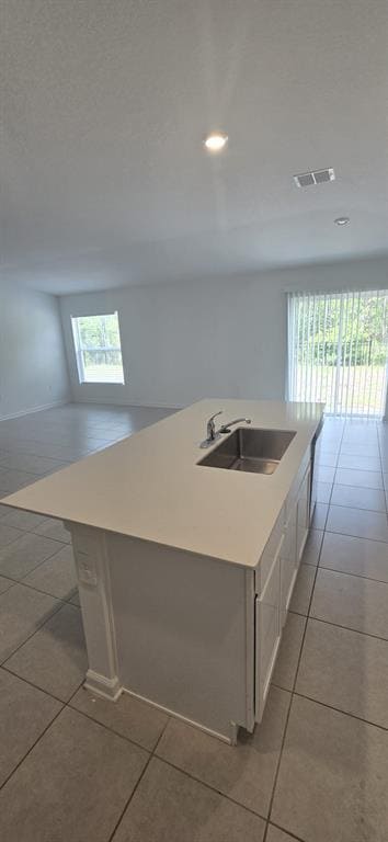 Foto del edificio - 5034 Barnet Dr