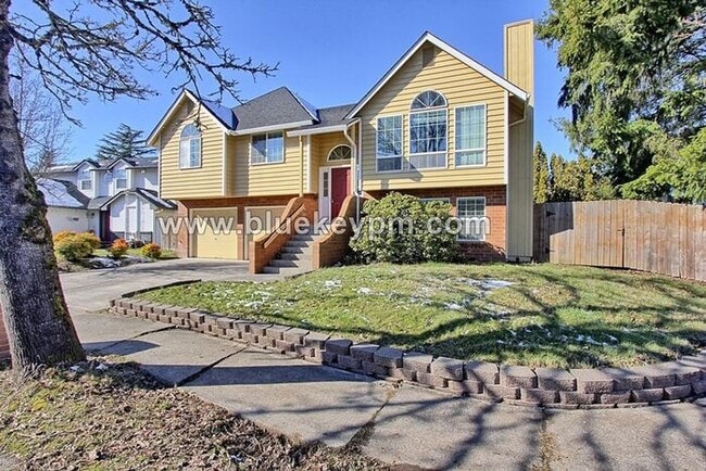 Building Photo - 3 Bed, 2.5 Baths Home with Family Room and Office in Mt. Vista