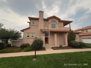Building Photo - 7002 Sand Crest View