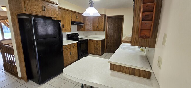 Foto del edificio - 409 Oak Park Dr