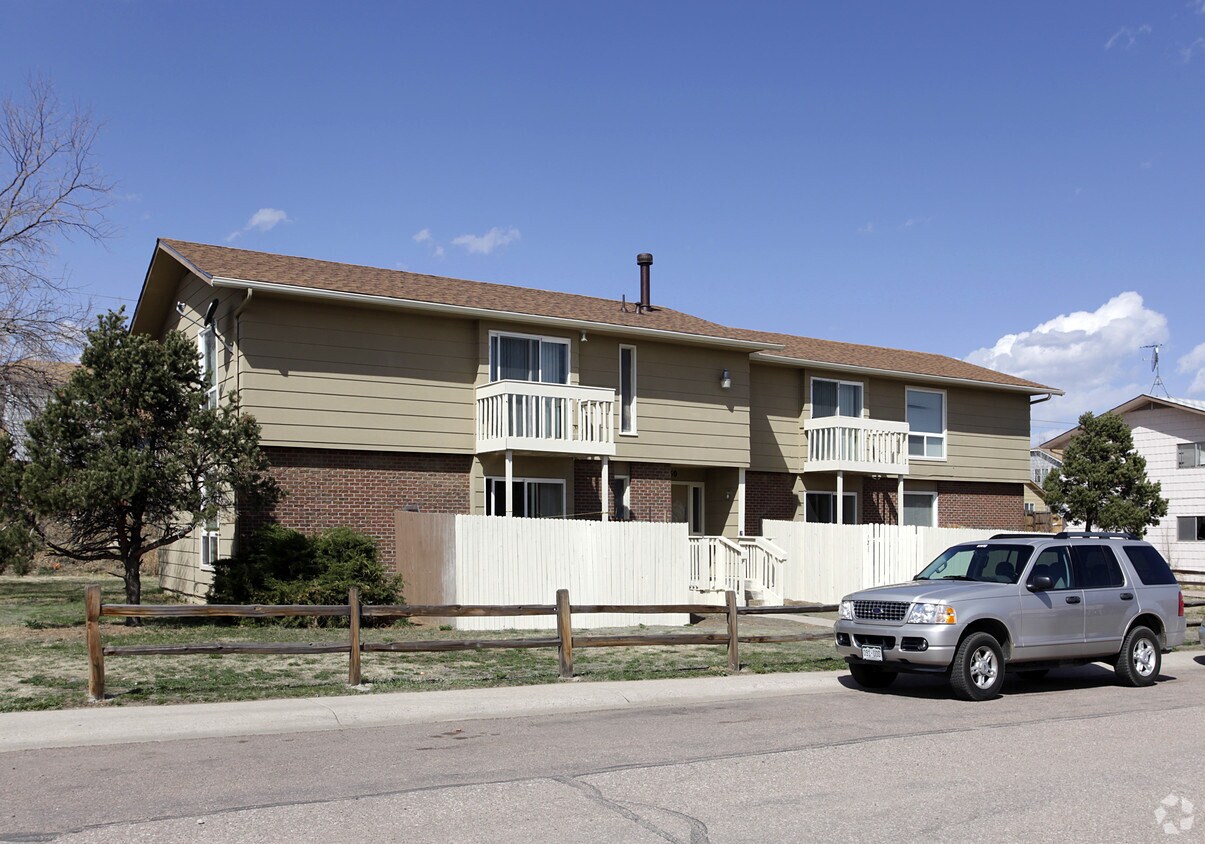 4250 Loomis Ave, Colorado Springs, CO 80906 Apartments in Colorado Springs, CO