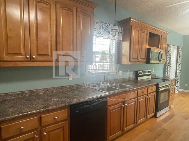Foto del edificio - 416 Simsbury Ridge