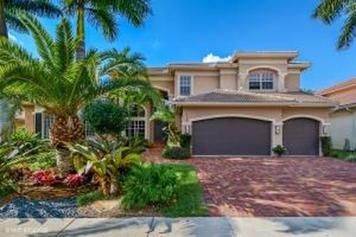 Foto principal - 10727 Canyon Bay Ln